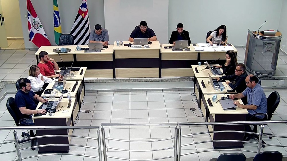 Câmara aprova crédito para regular pagamento de emenda.