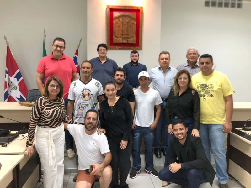 Vereadores de Pirangi aprovam dia para colecionadores, atiradores e caçadores.