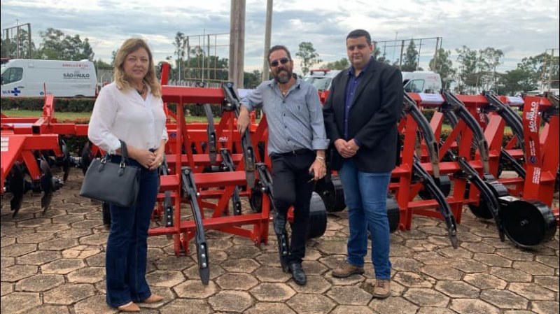Pirangi recebe veículos do programa Nova Frota SP.