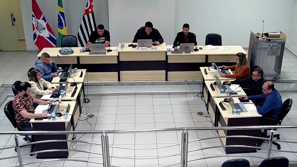 Câmara de Pirangi retoma sessões após recesso parlamentar.